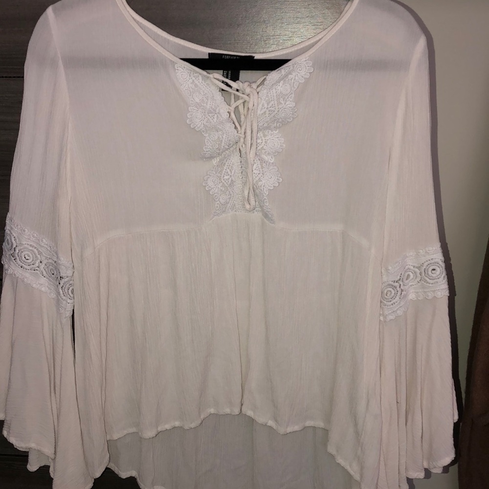 white long sleeve blouse
